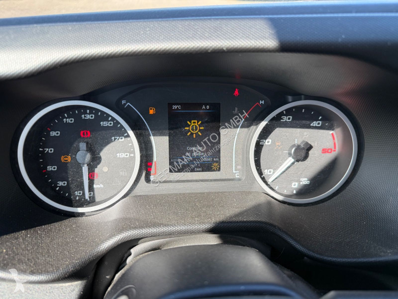 Furgoneta Iveco 35C16 3,0L Koffer LBW 750kg...