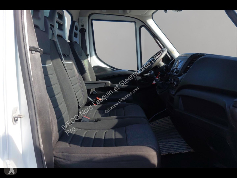 عربة نفعية Iveco CCb 35C16H3.0 empt 3750 BENNE...