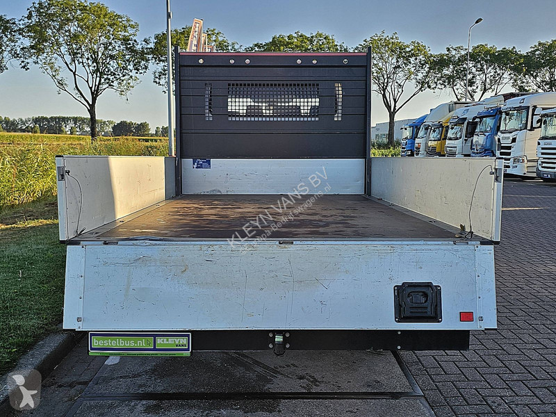 Furgoneta Mercedes 315 Dub.Cab Open-Laadbak