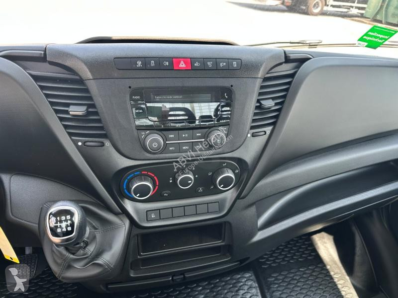 عربة نفعية Iveco 35C16H 3.0 CLIMATISATION...