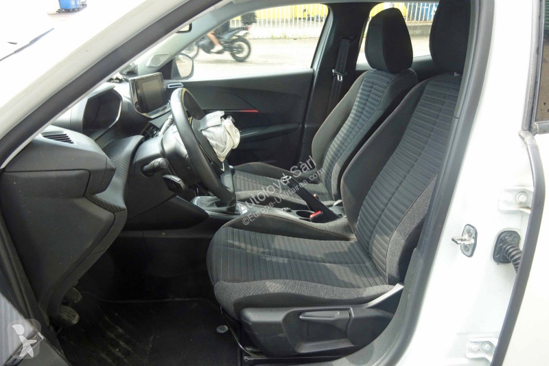 Véhicule utilitaire Peugeot 1,5 HDI 110