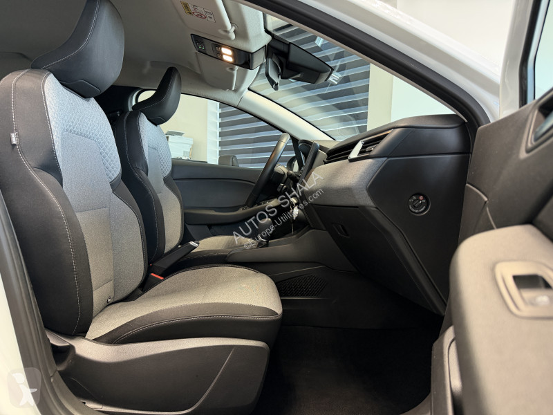 Furgoneta Renault CLIO V 1.6 E-TECH 145CH FULL...