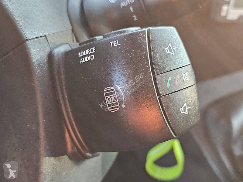 Samochód dostawczy Renault 2.3 DUb.CAB...