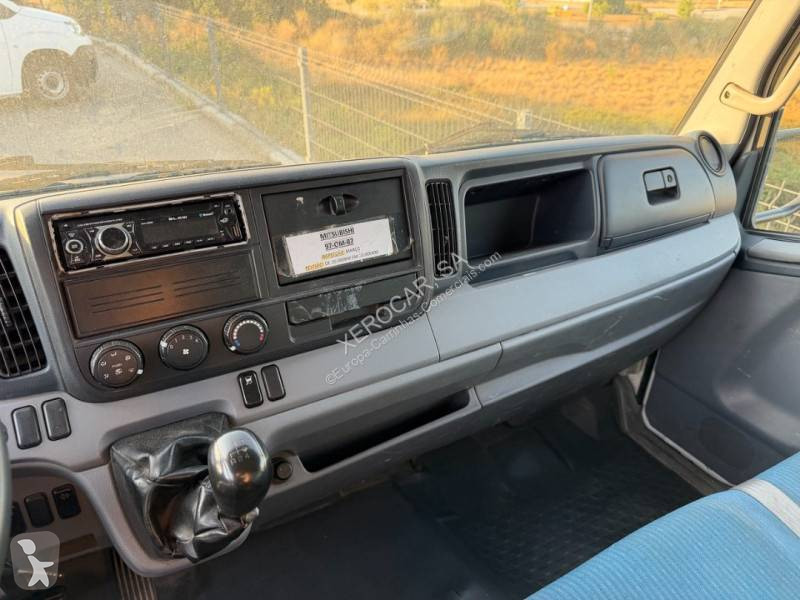 Furgoneta Mitsubishi