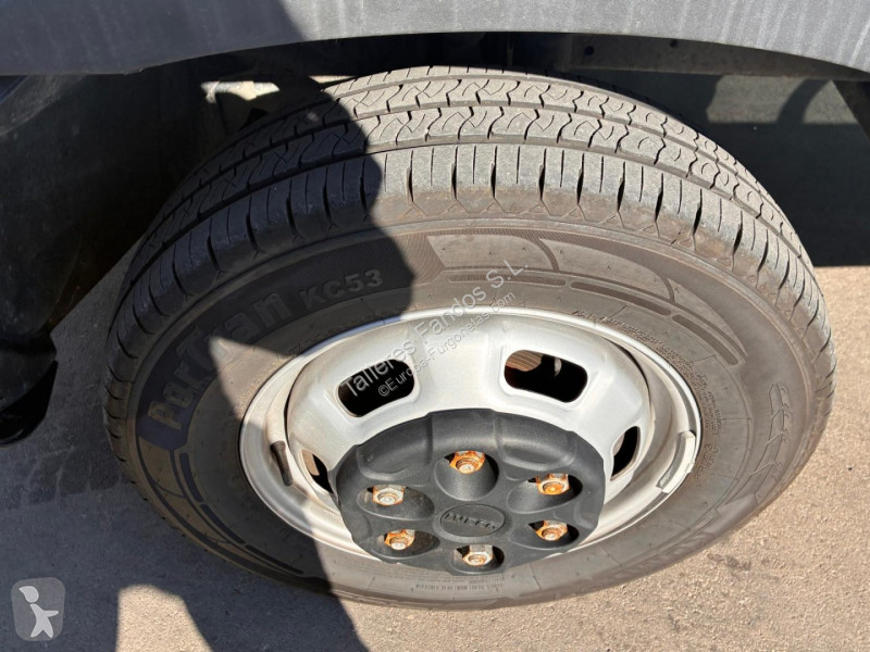 Furgoneta Iveco  35C16 3.0 CAJA BASCULANTE