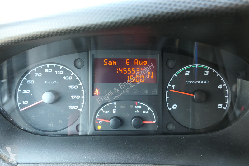 Véhicule utilitaire Iveco Daily 35 S11 C30C...