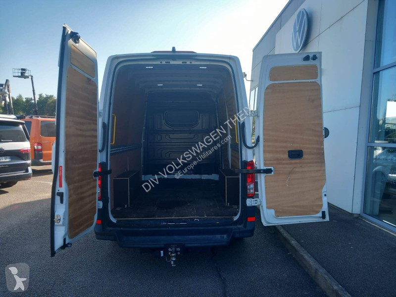 Коммерческий автомобиль Volkswagen CRAFTER VAN...