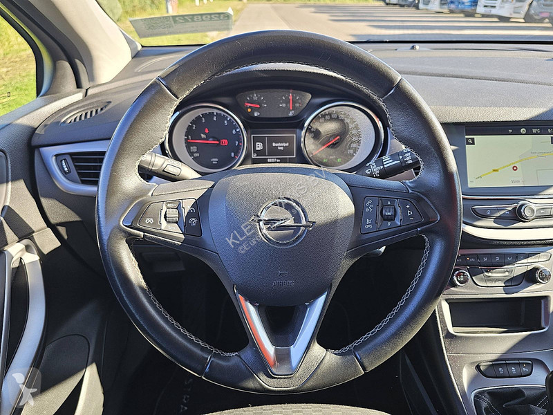 Furgoneta Opel 1.2 Sports Tourer Execut