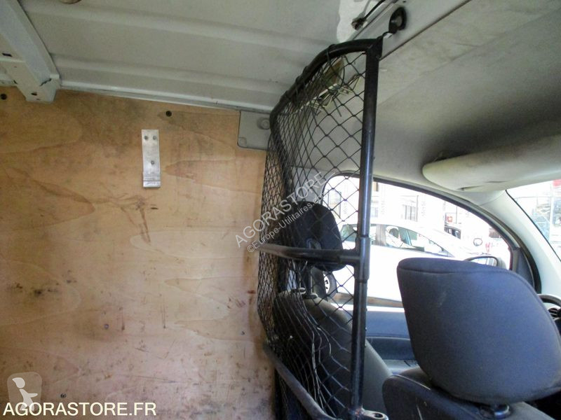 عربة نفعية Renault KANGOO