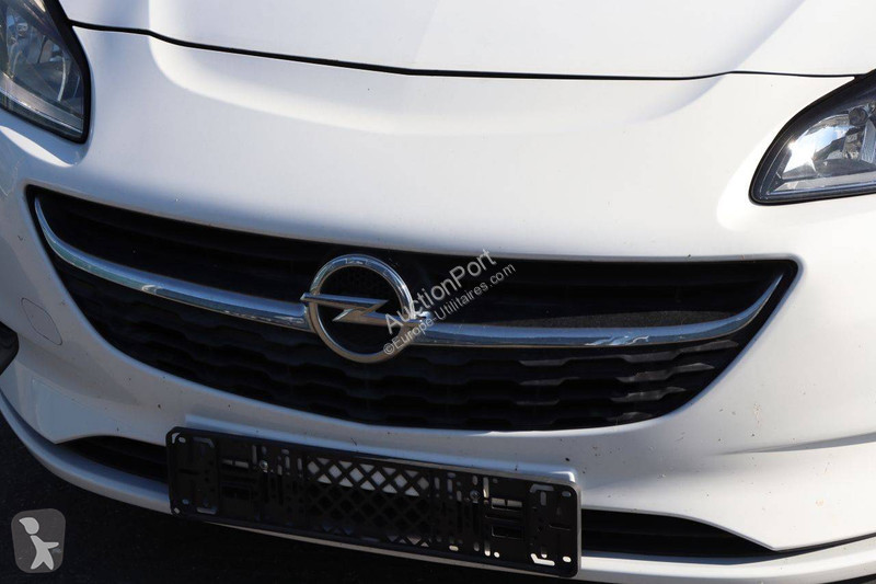 Samochód dostawczy Opel