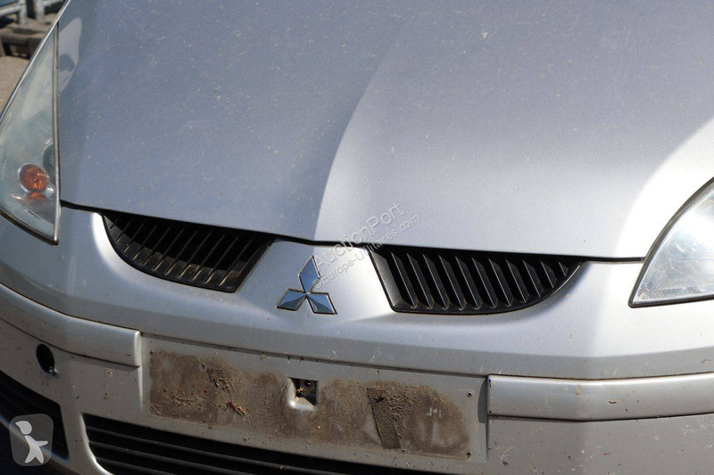 Samochód dostawczy Mitsubishi