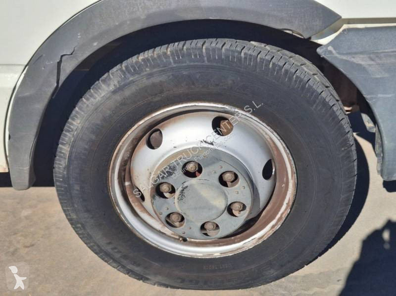 عربة نفعية Iveco