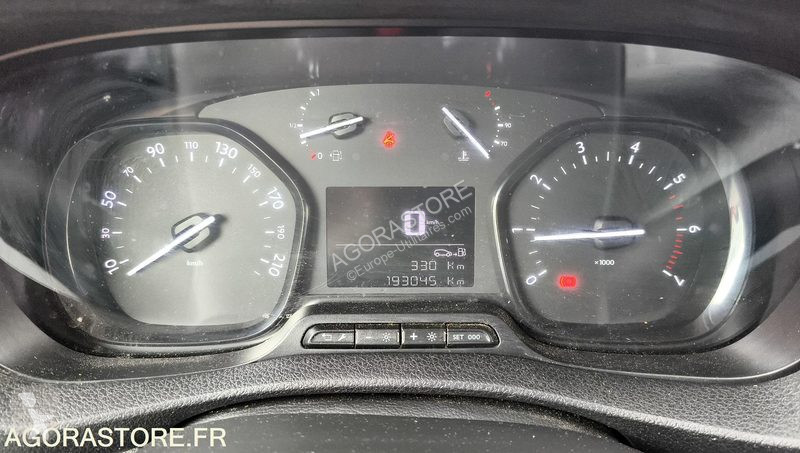 عربة نفعية Peugeot EXPERT