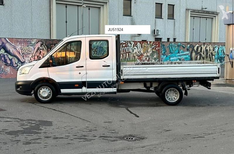 Véhicule utilitaire Ford