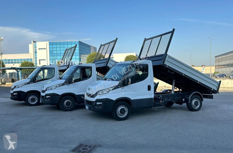 عربة نفعية Iveco
