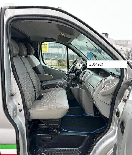 Furgoneta Nissan