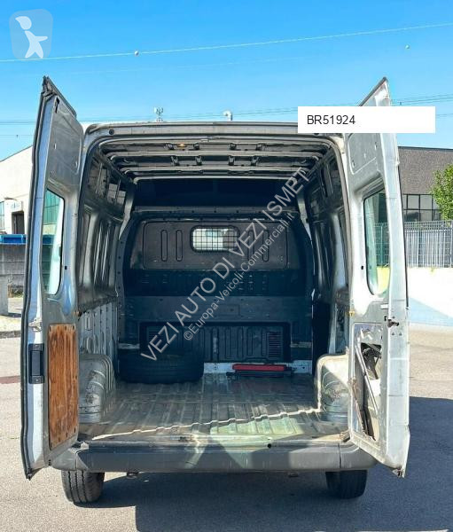 Furgoneta Ford