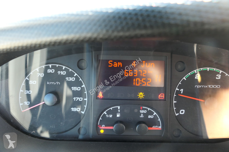 Furgoneta Iveco Daily 35 S11 C30C AUTOMATIK...