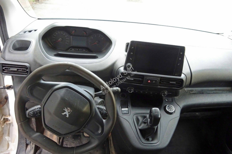 Véhicule utilitaire Peugeot PARTNER 1,5 HDI 100