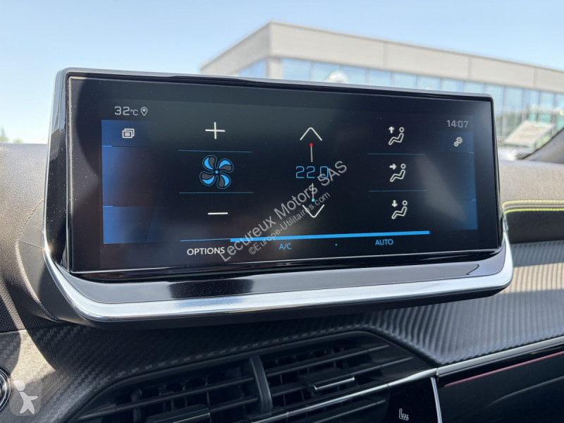 عربة نفعية Peugeot (2) PureTech 130 S&S GT