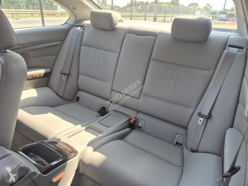 Samochód dostawczy BMW SERIE 3 320i Coupé Luxe...