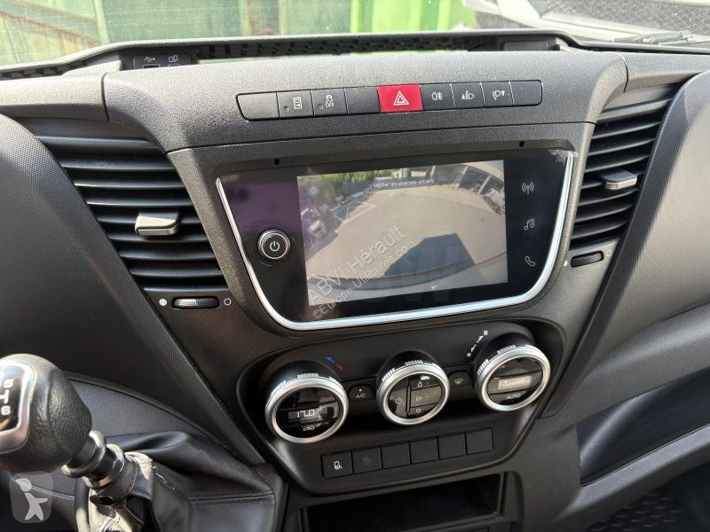 Furgoneta Iveco 35C16H 3.0 DHOLLANDIA CLIM AUTO...