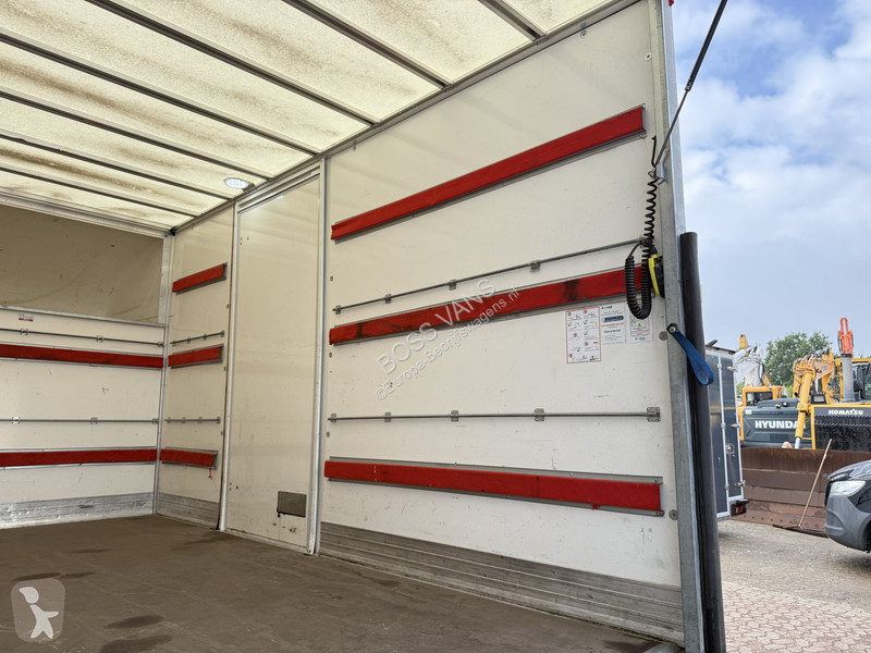 Autoutilitară Iveco 35C16 3.0 160PK Laadklep...