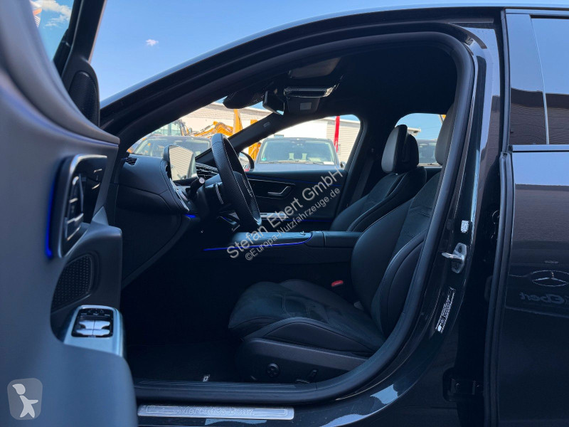 Mercedes E...