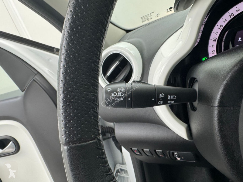 Лекотоварен автомобил Renault 0.9 TCe 95 Intens