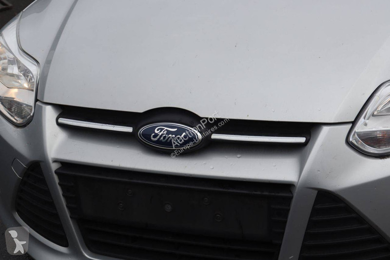 Véhicule utilitaire Ford