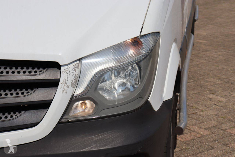 Véhicule utilitaire Mercedes 310 CDI