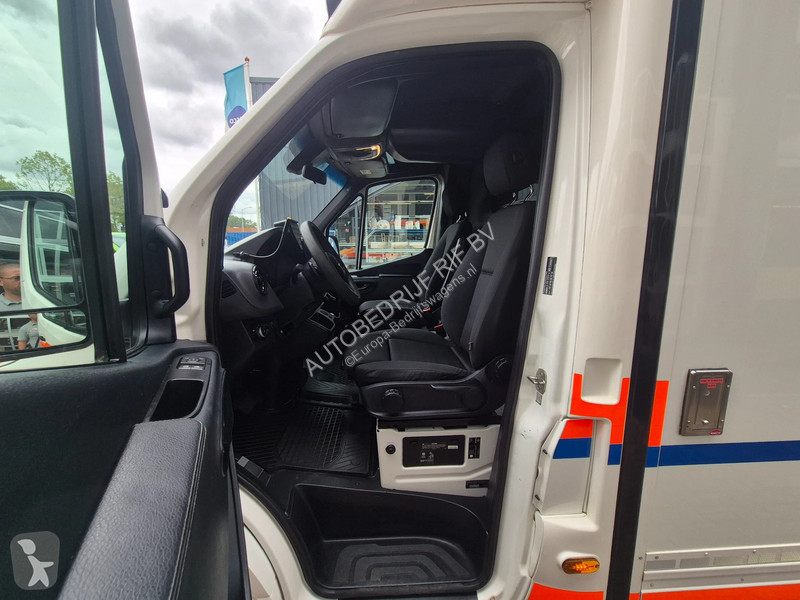 Véhicule utilitaire Mercedes 419 CDI/ 3.0 V6/...