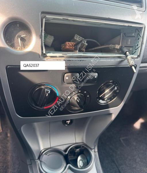 Véhicule utilitaire Tata doppia cabina...
