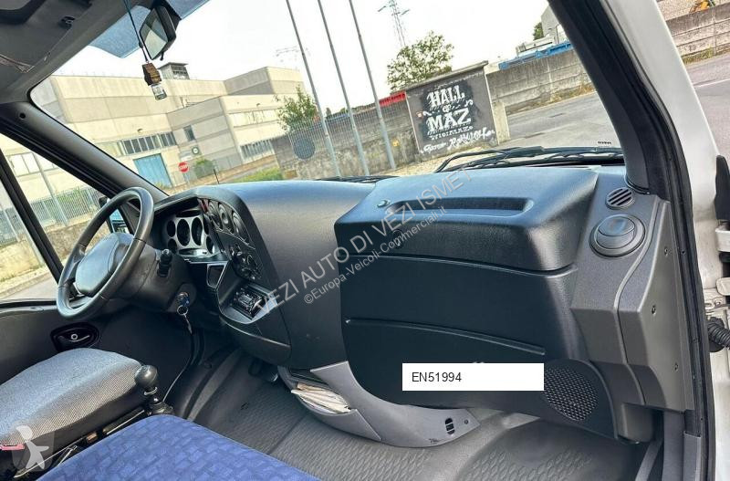 Véhicule utilitaire Iveco 35c17 cc 3.0