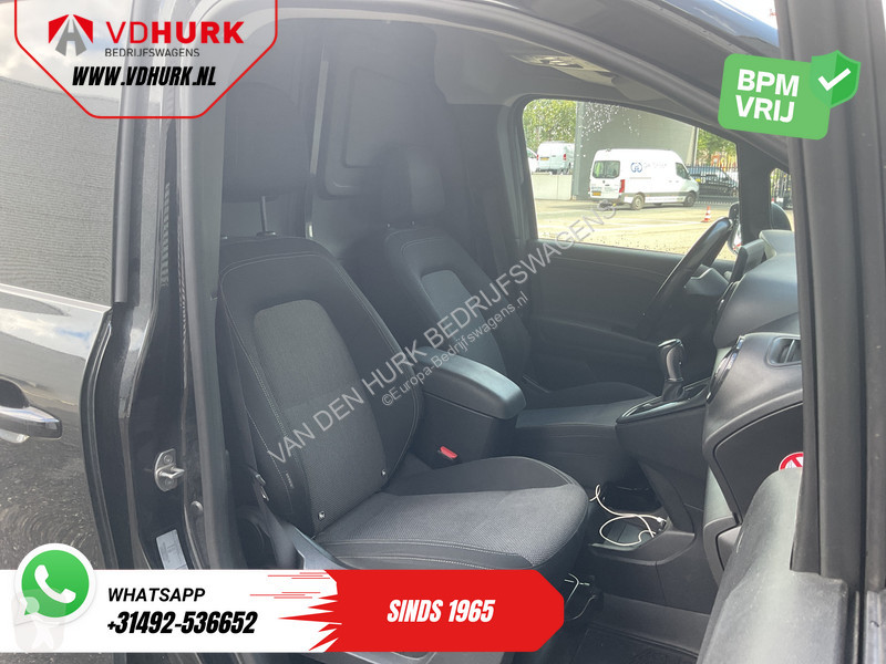 Véhicule utilitaire Mercedes 112 CDI Aut. LED/...