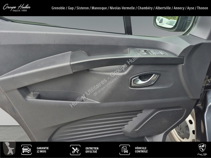 Veículo utilitário Renault Fourgon L2H1 3T RED...
