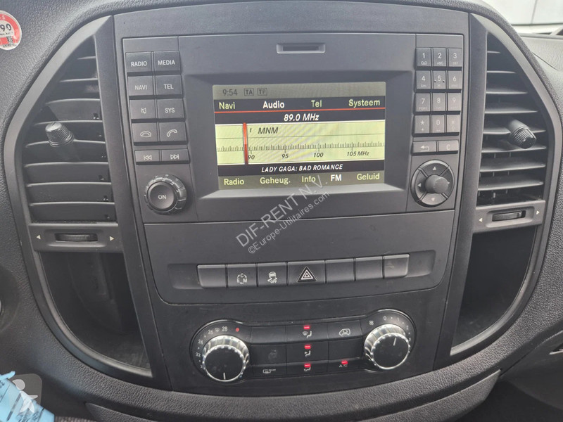 Véhicule utilitaire Mercedes Vito