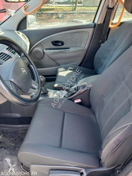 Véhicule utilitaire Renault MEGANE