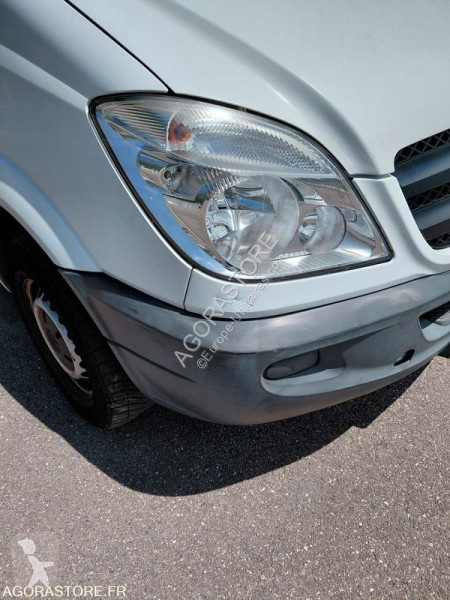 Véhicule utilitaire Mercedes SPRINTER