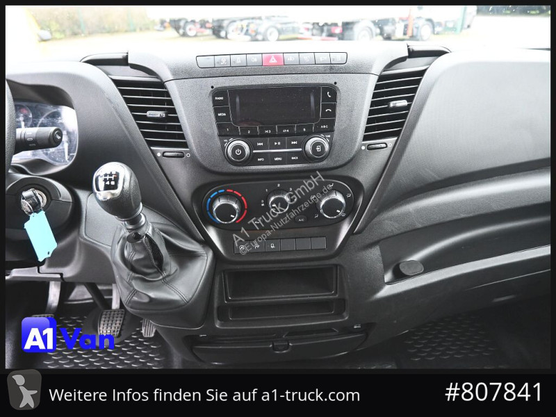 Véhicule utilitaire Iveco Daily 35S14 V Maxi...