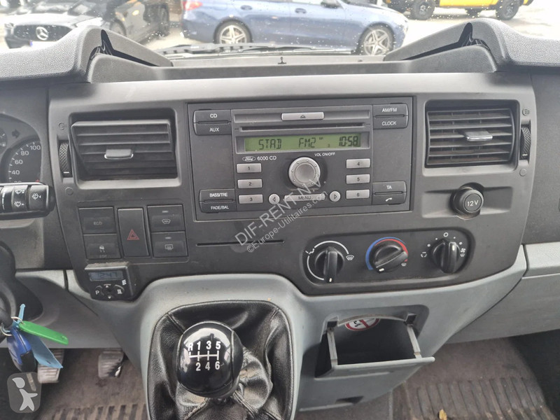 Véhicule utilitaire Ford 2.2