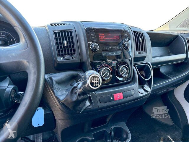Véhicule utilitaire Fiat VI (V 2011) - 30 MH1...