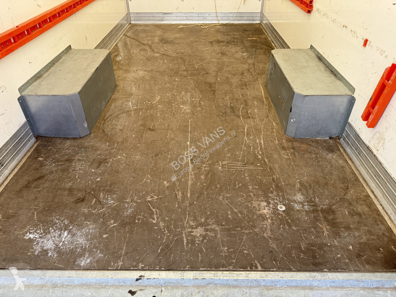 Véhicule utilitaire Renault Plancher T35 2.3...