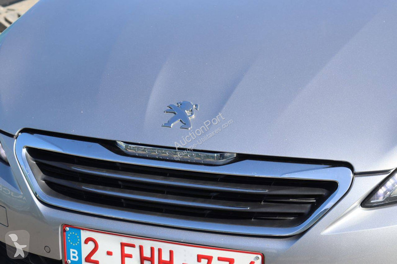 Véhicule utilitaire Peugeot
