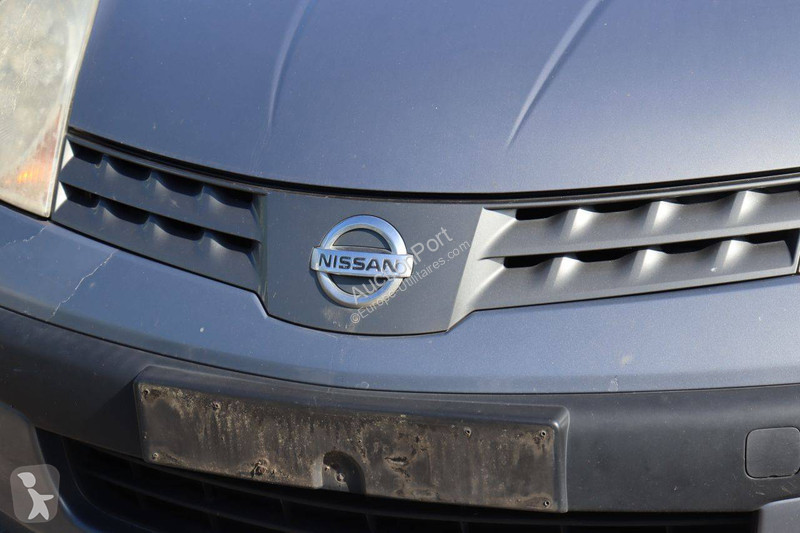 Furgoneta Nissan