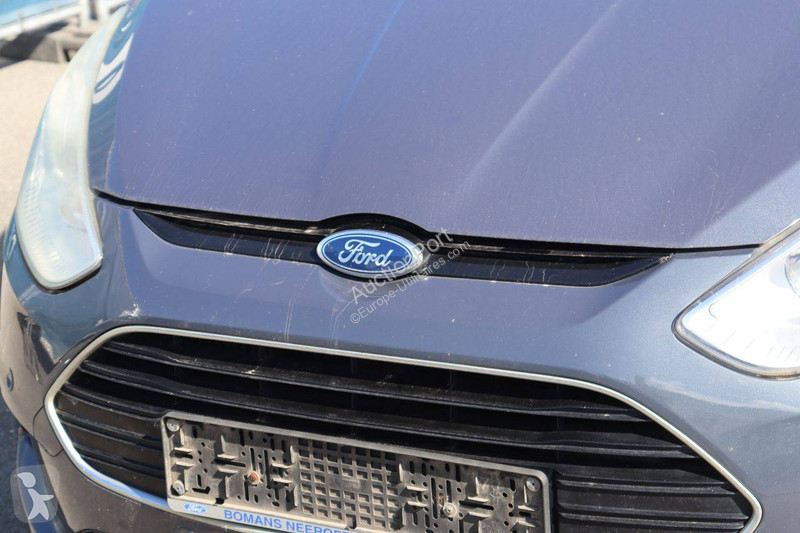 Véhicule utilitaire Ford  B-MAX