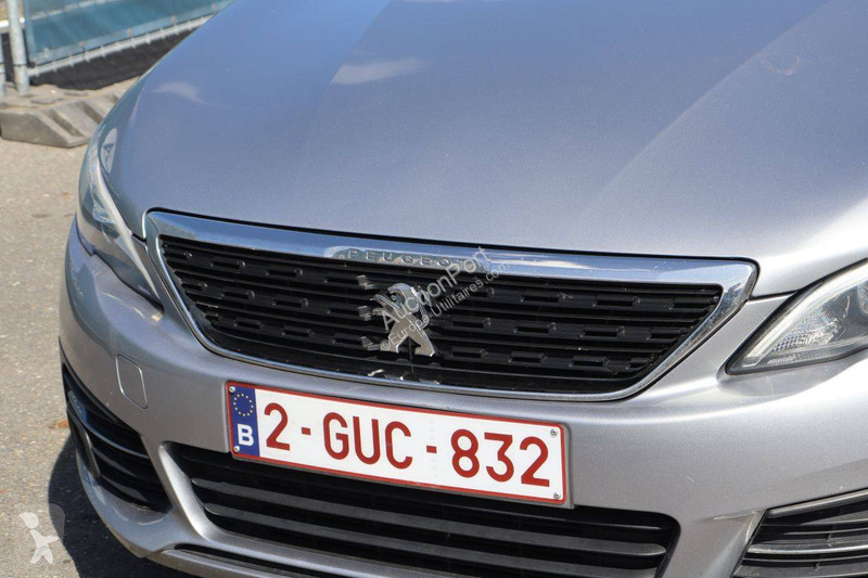 Véhicule utilitaire Peugeot