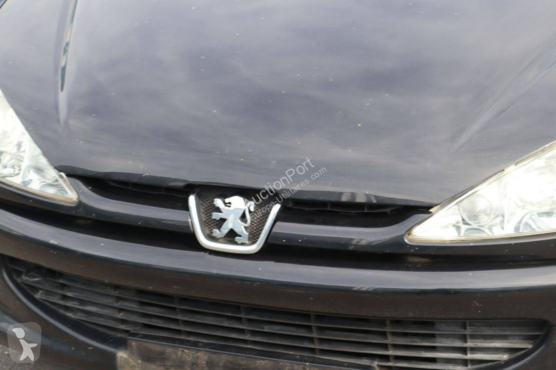 Véhicule utilitaire Peugeot