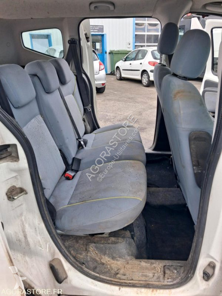 Véhicule utilitaire Peugeot BIPPER