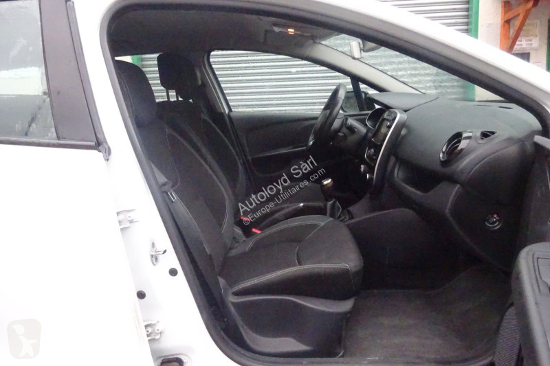 Véhicule utilitaire Renault CLIO BREAK 1,5 DCI 90